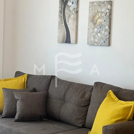 Agimi 818 Apartment Golem (Tirana)